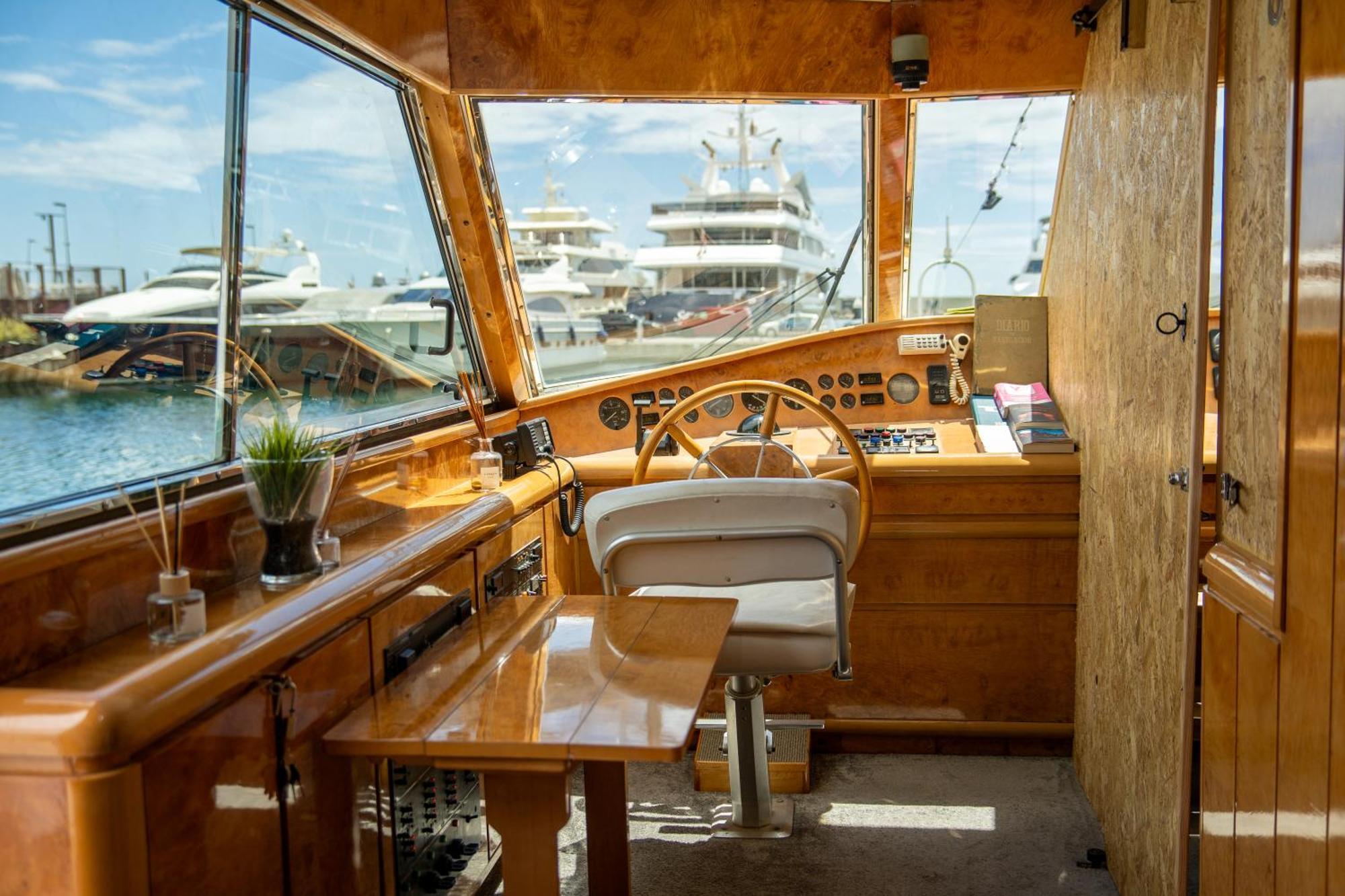 Aloha Boat Botel Barcelona
